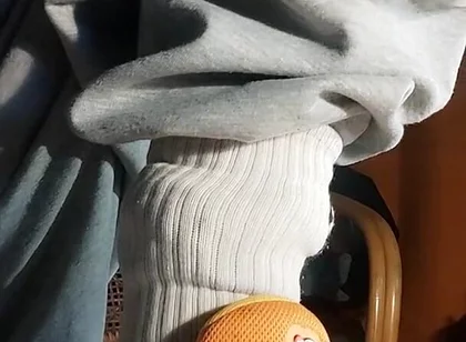 Dj Bro Piss and Games with Dirty Socks.... Hammer on It!