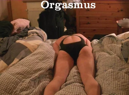 Black Swimsuit Hump Masturbation