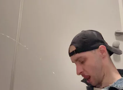 Gay Skinhead Kinkysirius Take a Gold Shower Public Toilet