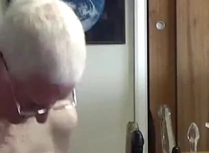 Great Orgasm in Latest Web -show with Close up