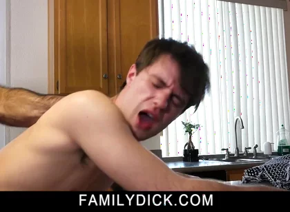 Maxx Monroe And Bishop Angus In Muscled Bear Stepdaddy Having A Morning Quickie With Stepson