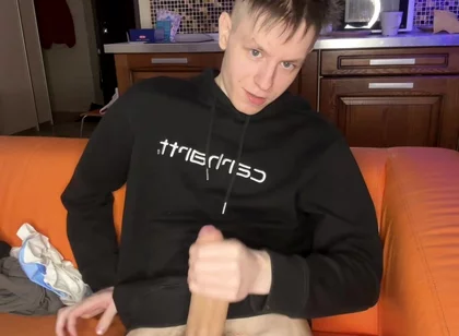 Hand Pump Session Builds to Uncontrollable Twink Cum