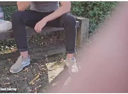 Random Hetero Married Guy At The Park Accepts My Offer And Tries His First Gay Blowjob At His Lunch - Guy Park