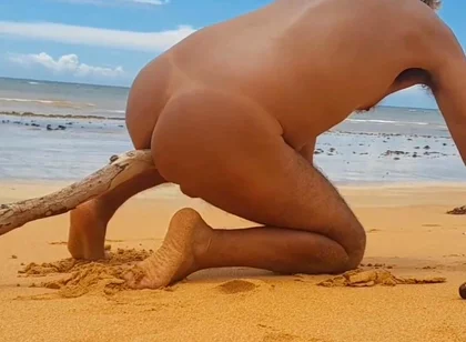 Ladysilva on the Beach Naked Masturbates with a Cock in Her Hot Ass