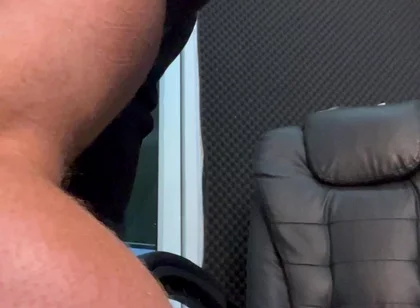 Muscle Ddy Catches You Perving