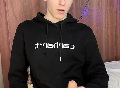 Twink Prostate Tingles During Intense Solo Hand Pump